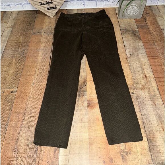 Lafayette 148 Snakeskin Slim Leg Jacquard Jeans - Picture 8 of 13